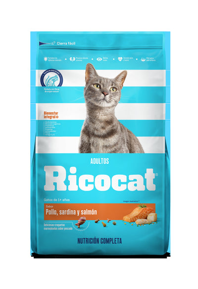 Ricocat | Adultos sabor pollo, sardina y salmón – 1 kg