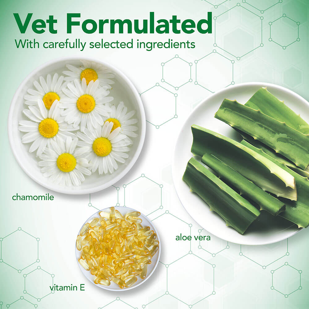 Vet's Best Waterless Cat Bath — en uso