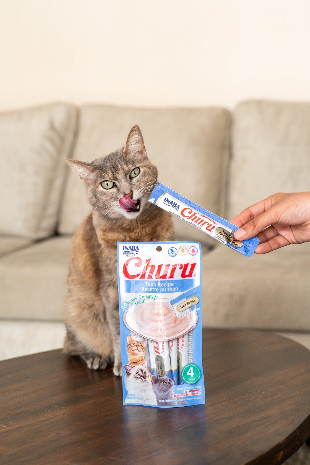 Inaba Churu | Premio cremoso para gatos sabor atún — foto oficial INABA Churu