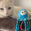 Gigwi | Juguete para gatos Medusa "Shining Friends" con luz LED activada y catnip en el interior — foto oficial GiGwi