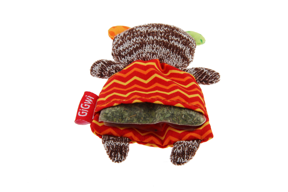 Gigwi Refillable Catnip | Oso con 3 bolsitas de recambio para gatos — foto oficial GiGwi