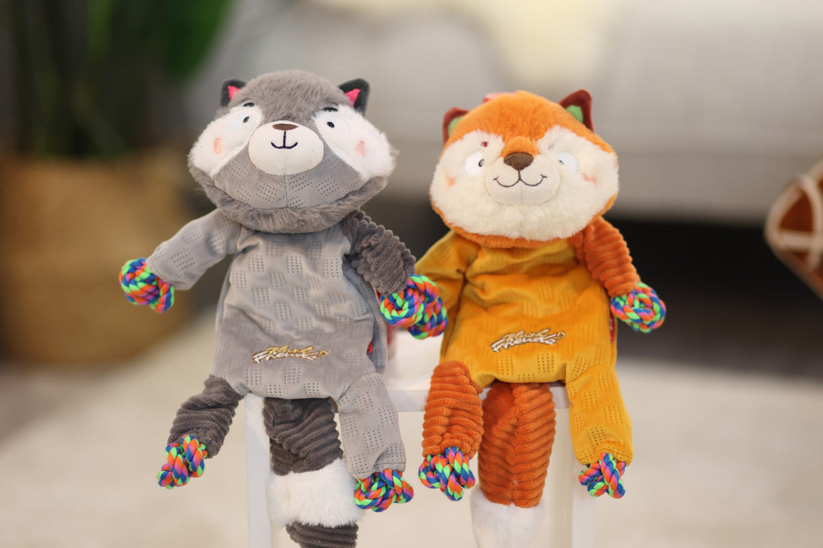Gigwi | Juguete para perros felpa Friendz mapache con cuerda y sonido