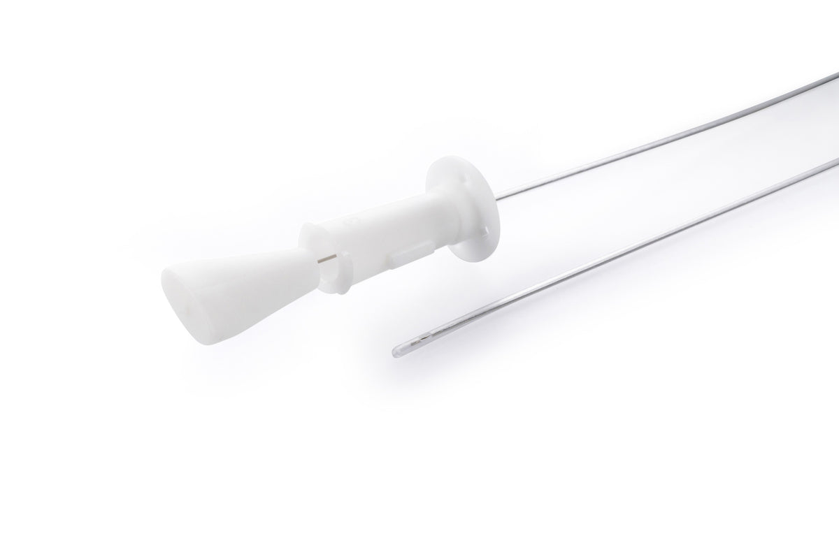 Kruuse BUSTER Catéter para gato con estilete · detalle del conector y el estilete