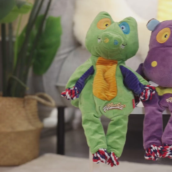 GiGwi Plush Friendz con cuerda y sonido: video oficial