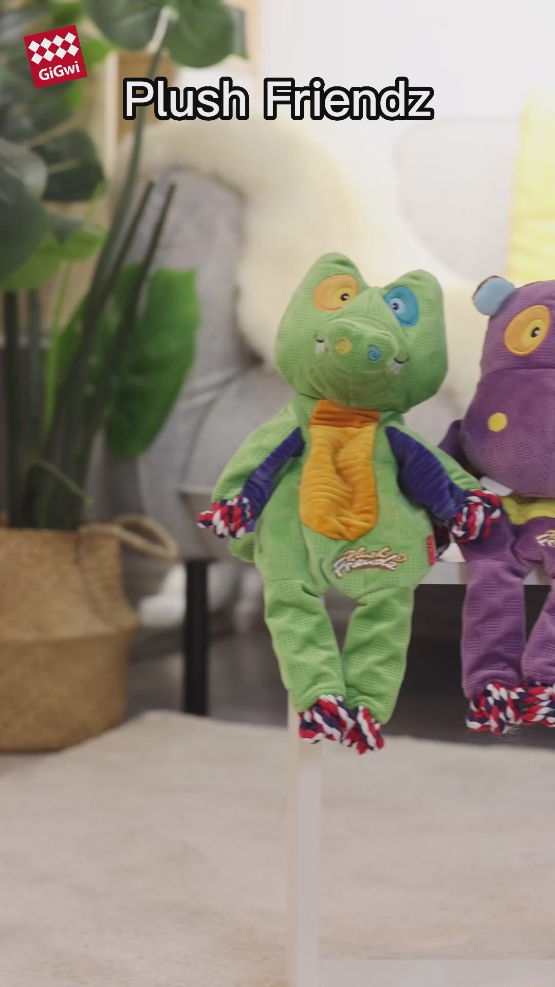 GiGwi Plush Friendz con cuerda y sonido: video oficial
