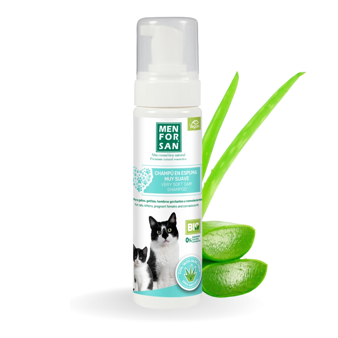 Champú en espuma con aloe vera para gatos — 200 ml